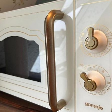 Studio-Apartment 29 Beim Saseler Markt Frisch Renoviert Hamburg Bagian luar foto