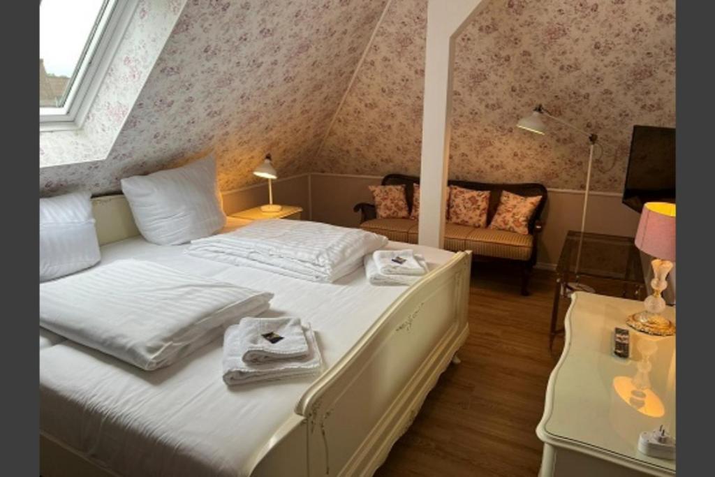 Studio-Apartment 29 Beim Saseler Markt Frisch Renoviert Hamburg Bagian luar foto